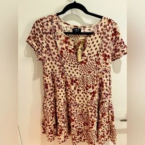 Vintage-inspired Floral VICI shirt